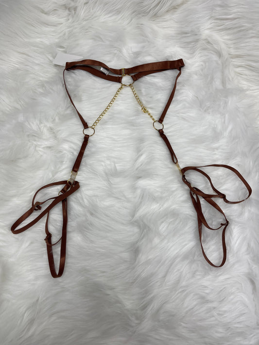 Cinnamon Garter Belt